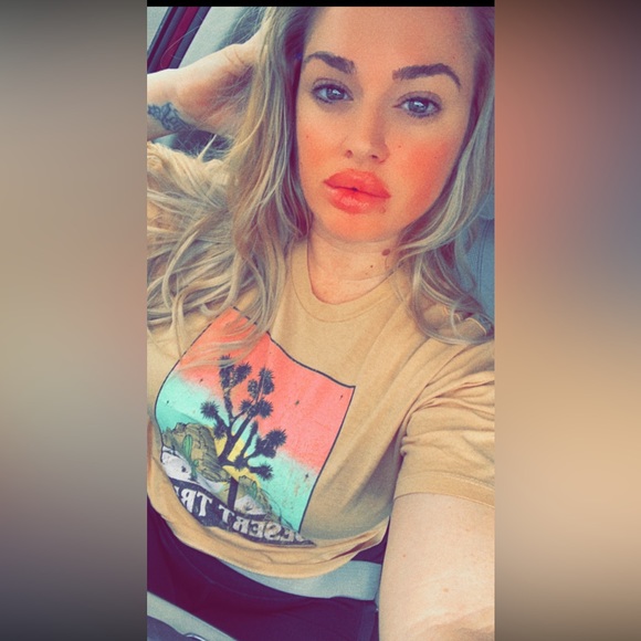 Meet your Posher, Kalynn - Picture 7 of 7